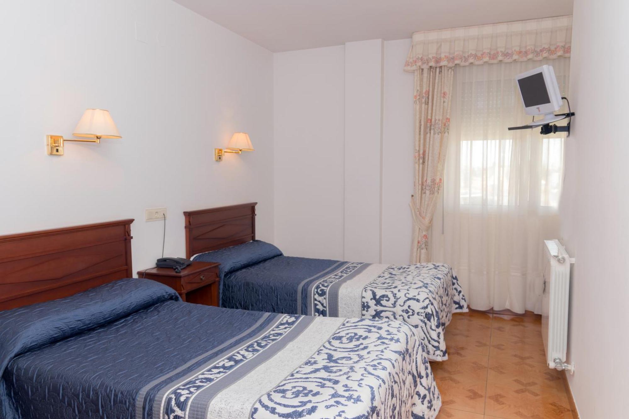 ויידנגוס דל פארמו Hotel Avenida III חדר תמונה