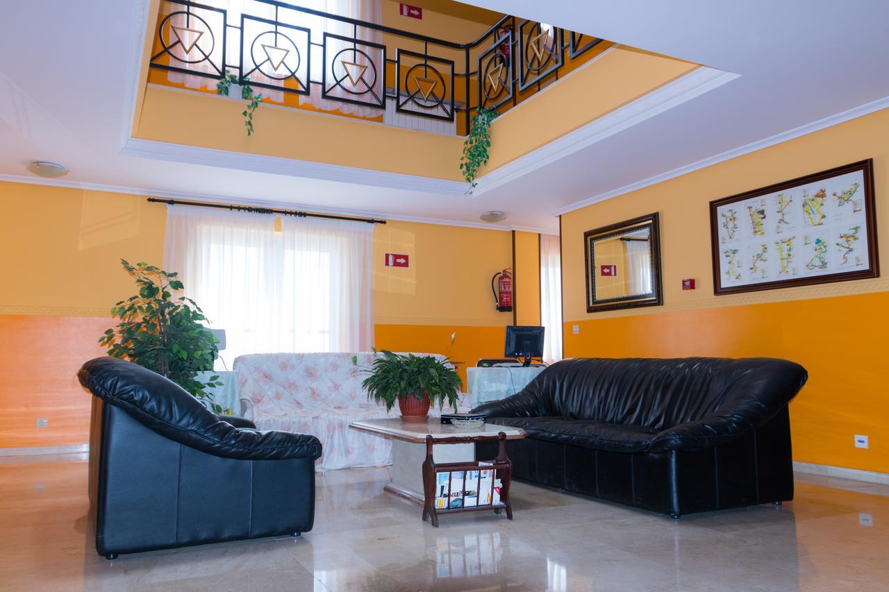 ויידנגוס דל פארמו Hotel Avenida III מראה חיצוני תמונה